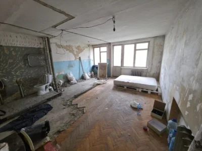 Продам 1-кімн квартиру Печерський р-н, вул. Ломаківська 2  (