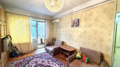 Продаж 3-кімн кв по вул Героїв Крут ( 12 квітня)