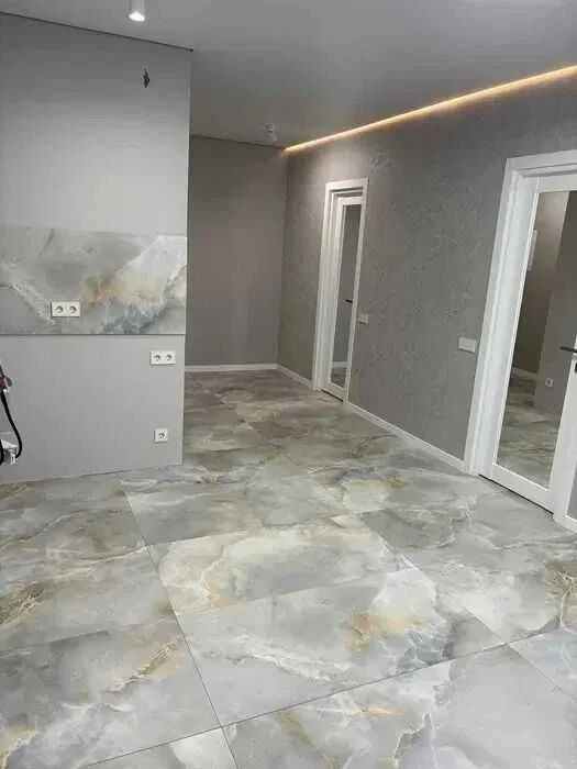 Продаж 1 кім. квартири з готовим ремонтом в сучасному ЖК