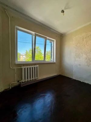 Продаж 3 кімнатна квартира ,р-н Деснянська правда,Сертифікат
