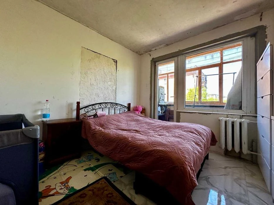 Продаж 3 кімнатна квартира ,р-н Деснянська правда,Сертифікат