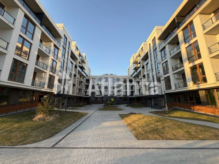 Продаж 1-кім квартири в ЖК Auroom Lounge біля озера Стосика.