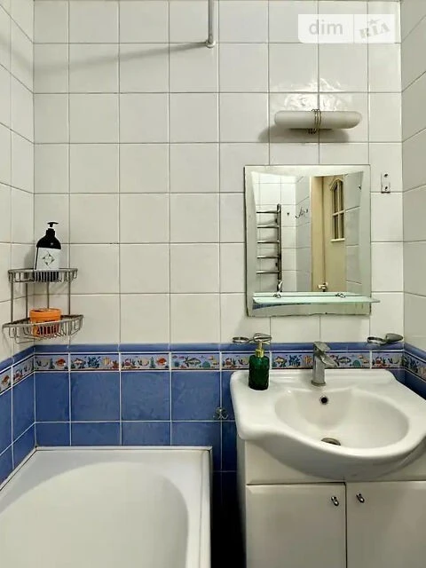 Продаж 2к квартири 54 кв. м на вул. Прирічна 17Д • ID 347925
