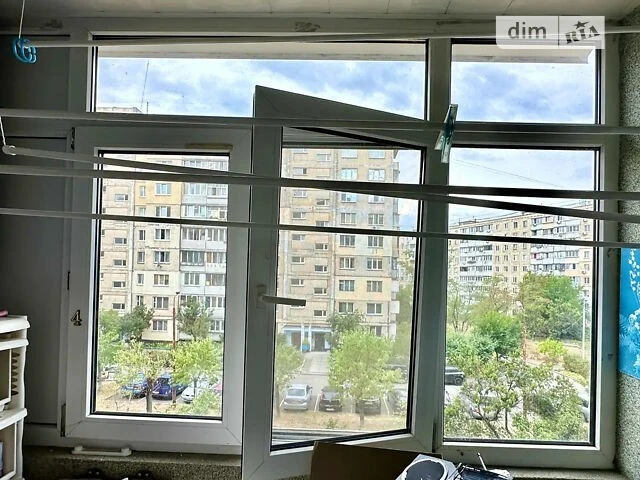 Продаж 2к квартири 54 кв. м на вул. Прирічна 17Д • ID 347925