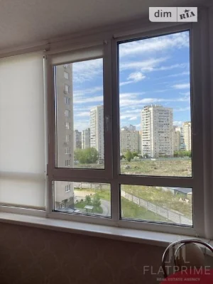 Продаж 2к квартири 57 кв. м на вул. Соломії Крушельницької 1