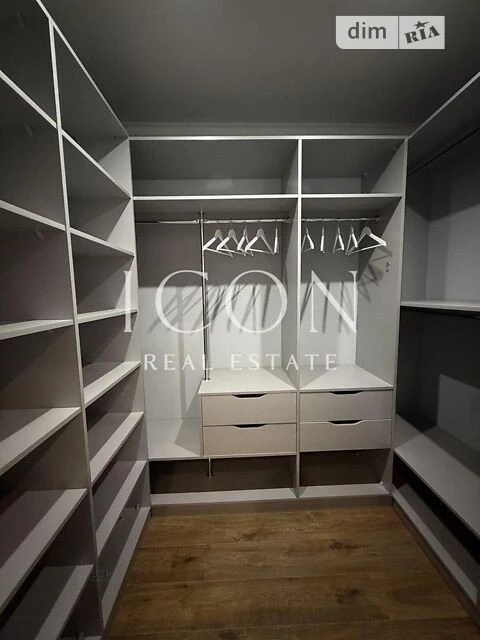 Продаж 1к квартири 49 кв. м на вул. Практична 1 • ID 3479247
