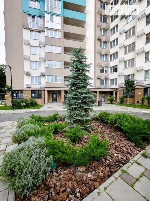 Продаж 2к квартири 76 кв. м на вул. Академіка Заболотного 15