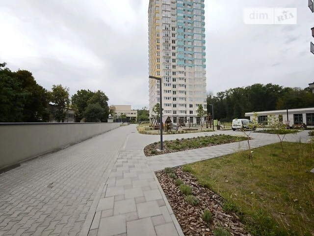 Продаж 2к квартири 76 кв. м на вул. Академіка Заболотного 15