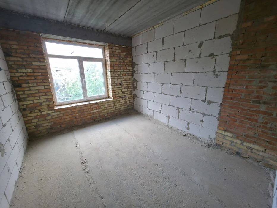 Продам 2-кімн квартиру Дарницький р-н, вул. Кам'янська, буд