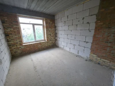 Продам 2-кімн квартиру Дарницький р-н, вул. Кам'янська, буд