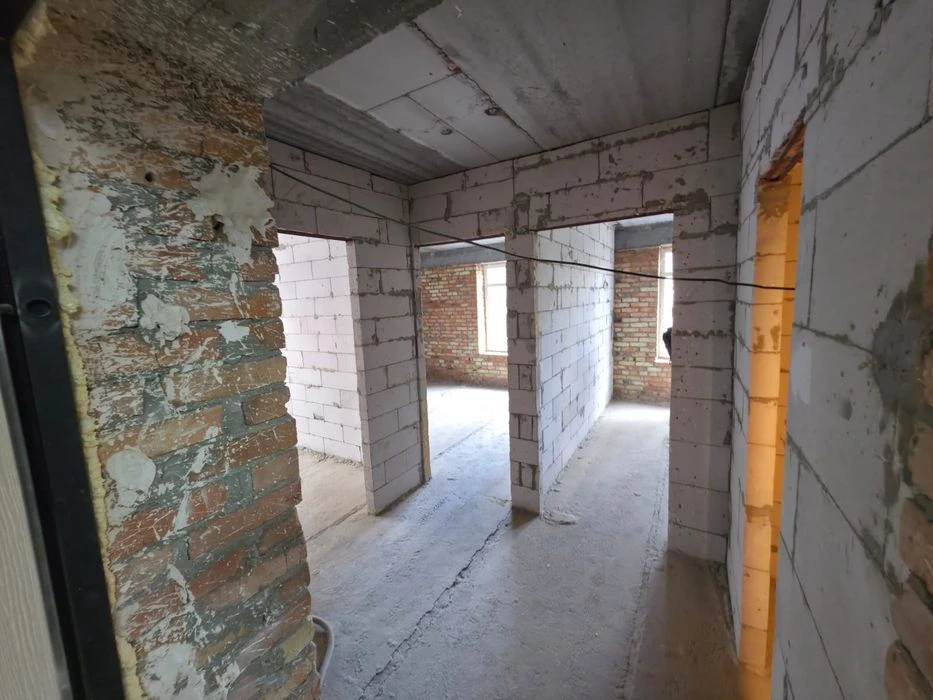 Продам 2-кімн квартиру Дарницький р-н, вул. Кам'янська, буд