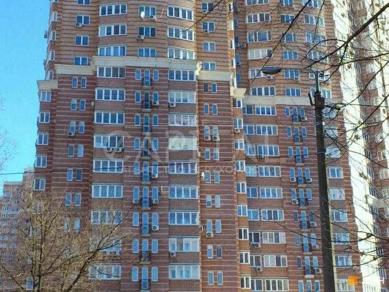 Продаж квартири, вул. Голосіівська, Голосіївський р-н