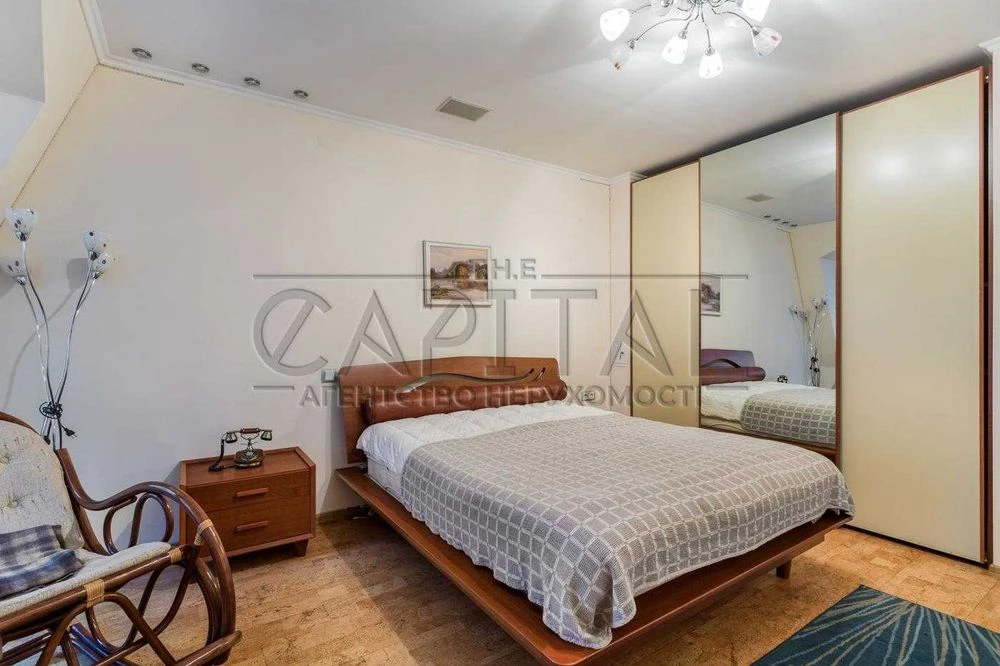Продажа квартиры, пер. Аллы Горской, Центр