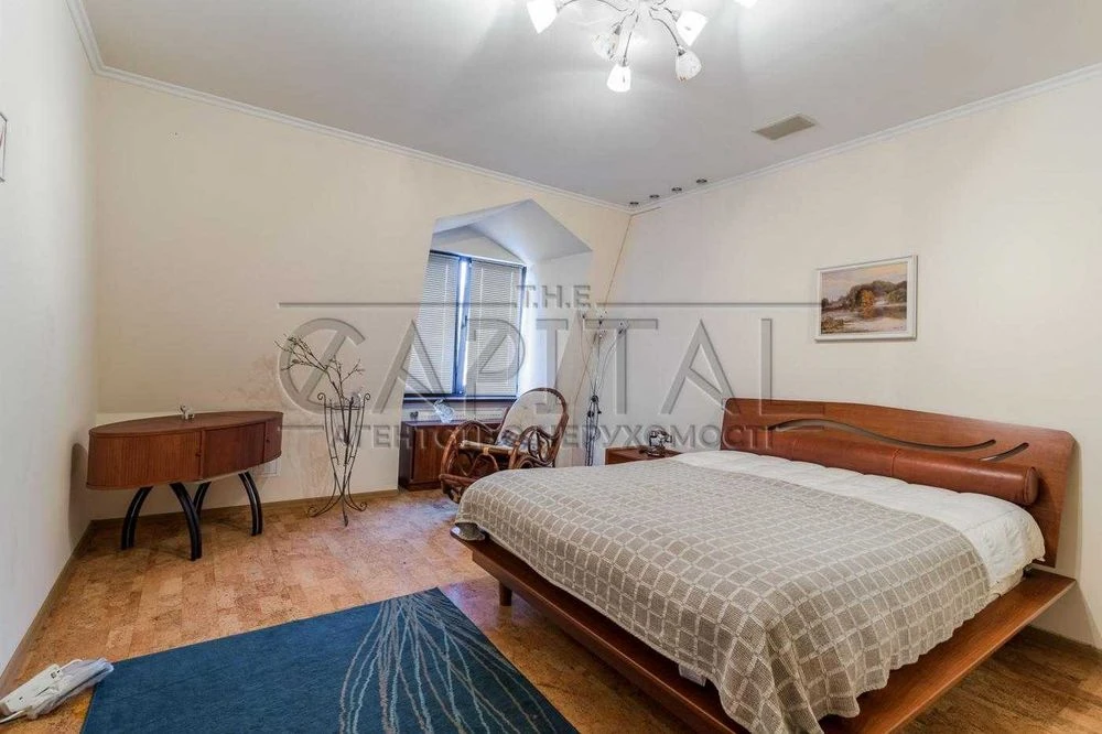 Продажа квартиры, пер. Аллы Горской, Центр