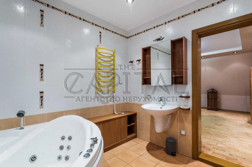Продажа квартиры, пер. Аллы Горской, Центр