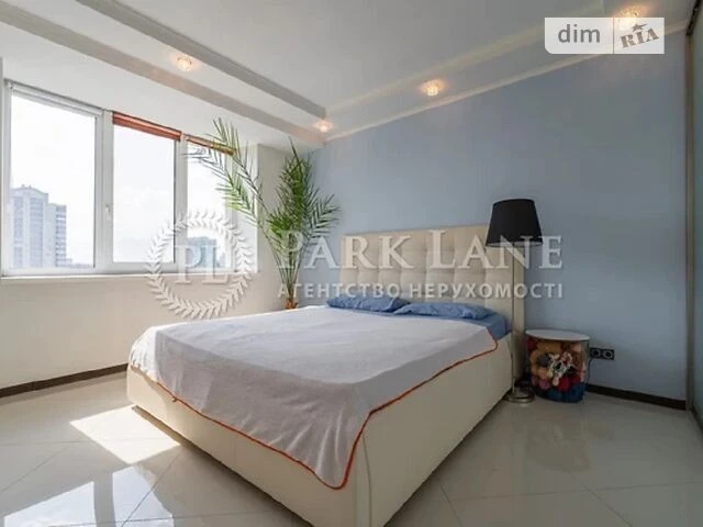 Продаж 2к квартири 90 кв. м на вул. Борщагівська 206 • ID 34