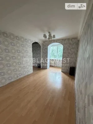 Продаж 3к квартири 60 кв. м на вул. Березняківська 4 • ID 34
