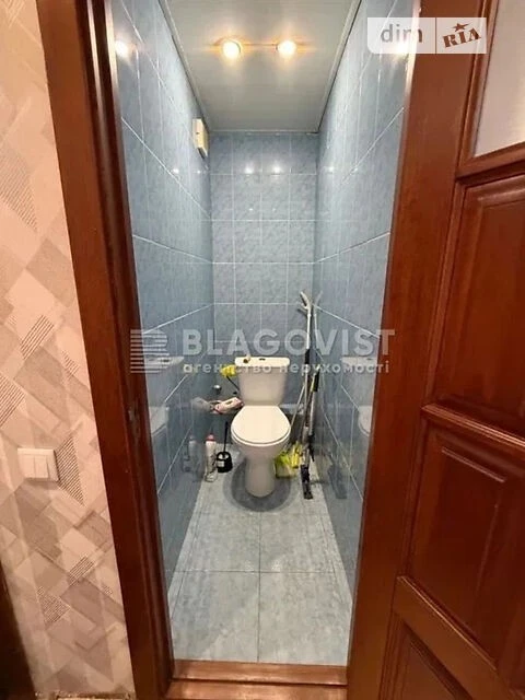 Продаж 3к квартири 60 кв. м на вул. Березняківська 4 • ID 34