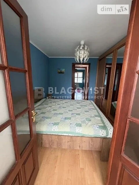 Продаж 3к квартири 60 кв. м на вул. Березняківська 4 • ID 34