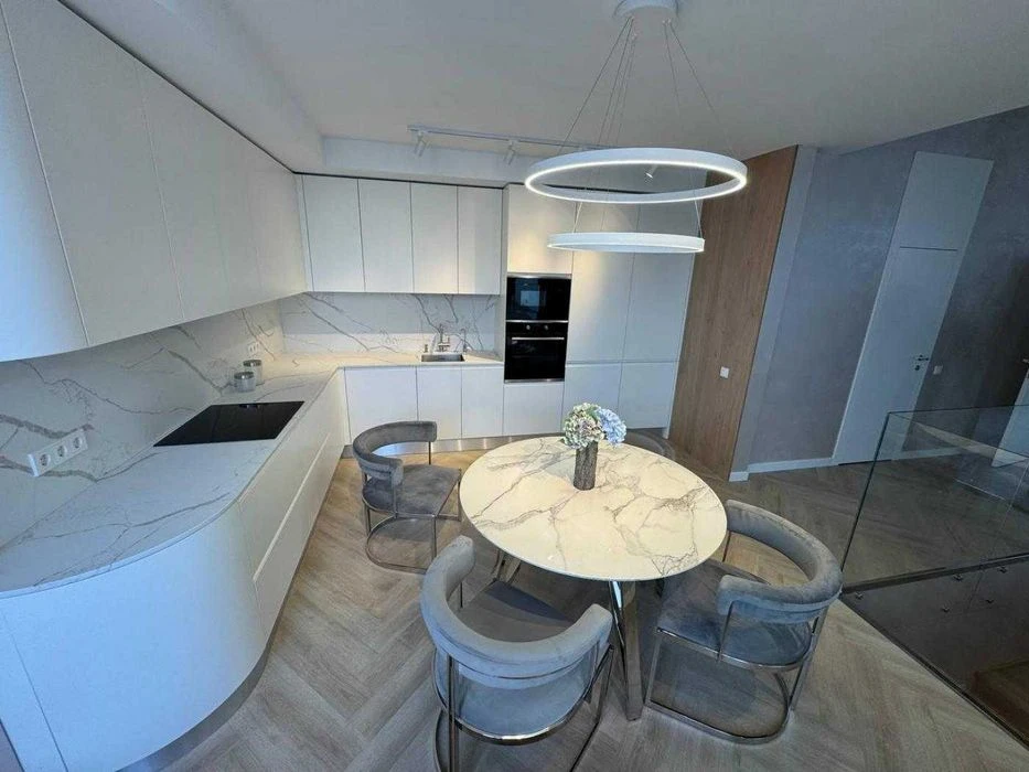 Продаж нової 170м2 з терасою ЖК "Смарагдовий" вул. Генерала
