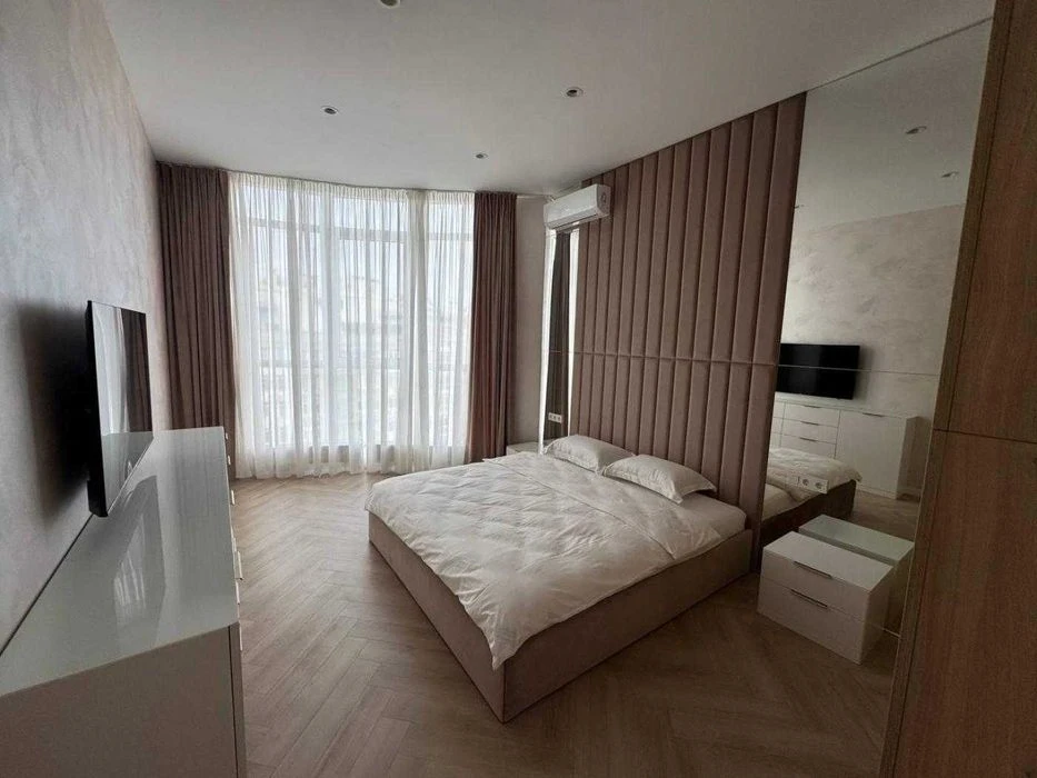 Продаж нової 170м2 з терасою ЖК "Смарагдовий" вул. Генерала