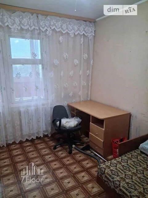 Продаж 4к квартири 85 кв. м на вул. Академіка Заболотного 94