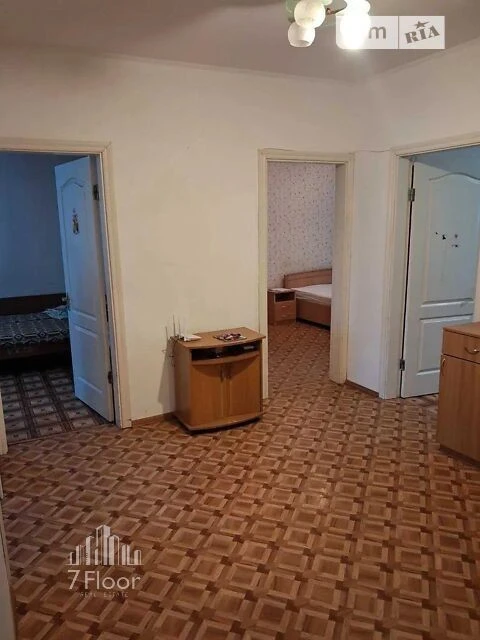Продаж 4к квартири 85 кв. м на вул. Академіка Заболотного 94
