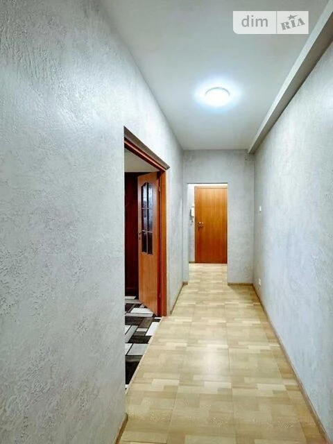 Продаж 3к квартири 72 кв. м на вул. Героїв Дніпра 62 • ID 34