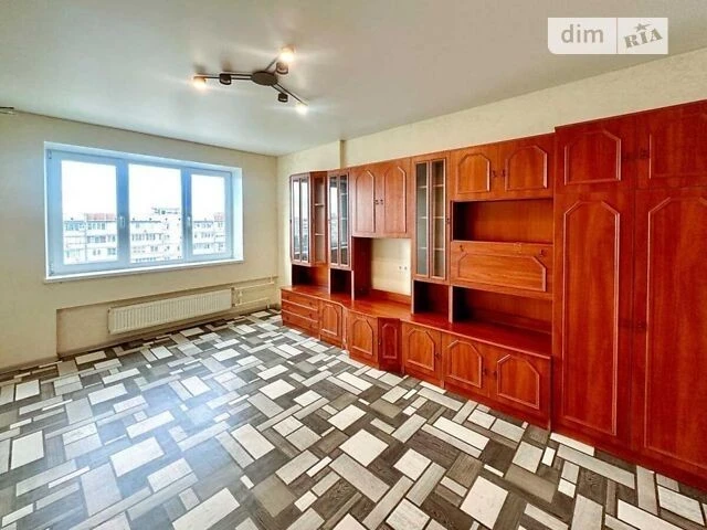 Продаж 3к квартири 72 кв. м на вул. Героїв Дніпра 62 • ID 34