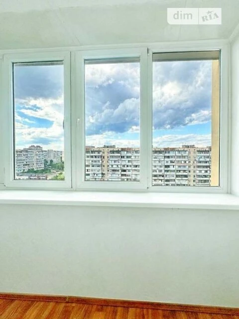 Продаж 3к квартири 72 кв. м на вул. Героїв Дніпра 62 • ID 34