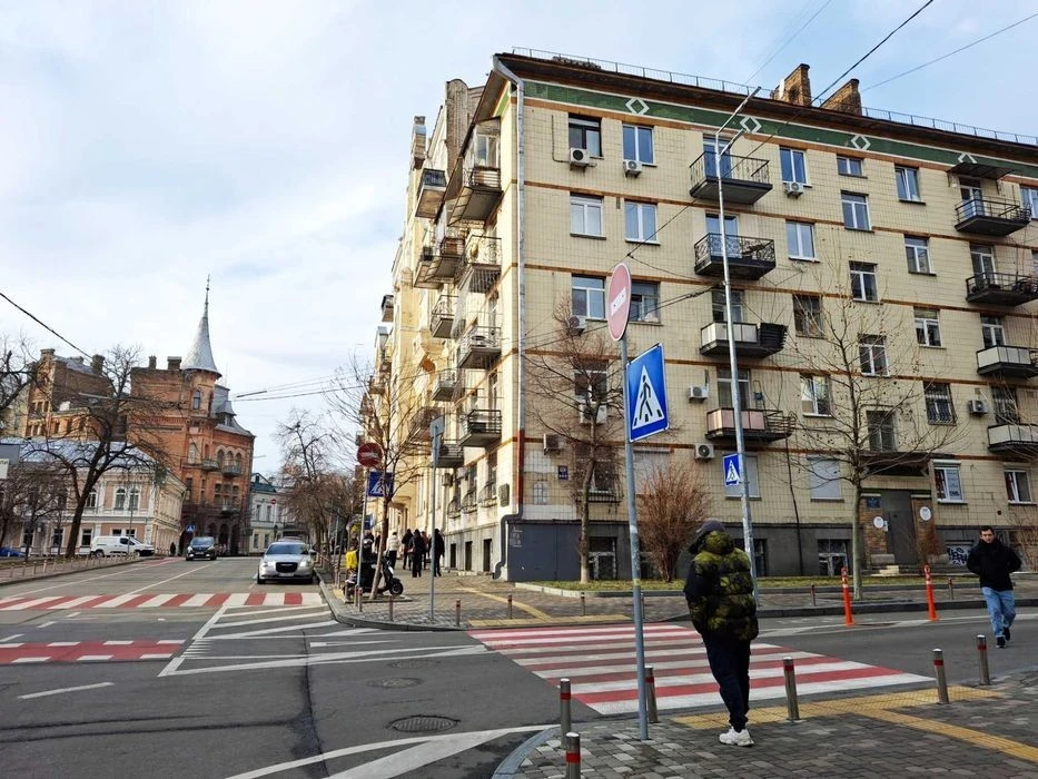 Оренда 1к квартири біля метро Золоті Ворота, 37м2, вул. Ярос