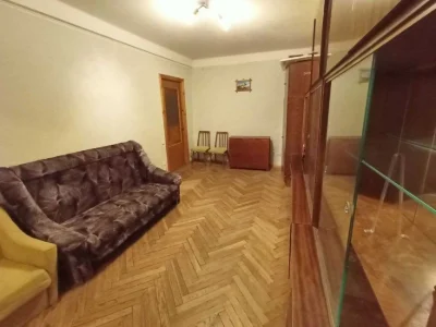 Здається 2х кімнатна квартира в Голосіївському районі.