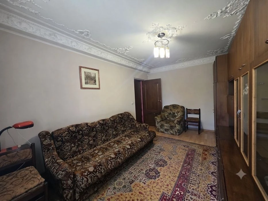 Оренда 2кім квартири по вул Бучми, 4; метро Лівобережна, Бер