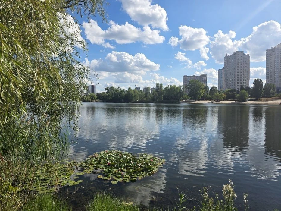 Оренда 2кім квартири по вул Бучми, 4; метро Лівобережна, Бер