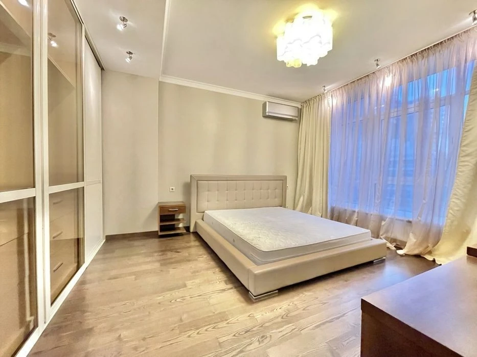 Новопечерські Липки. Оренда 2К. 85 м2. Верхогляда 3