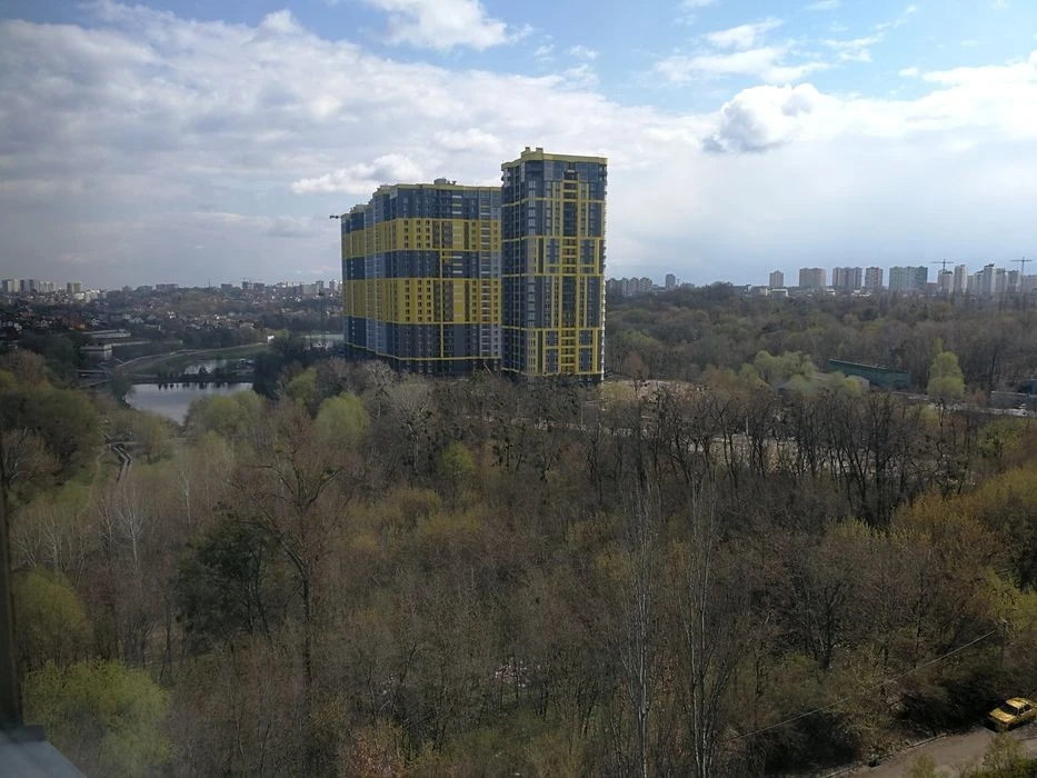Сдам комнату в 2 ком в квартире, Севастопольская пл, без ком