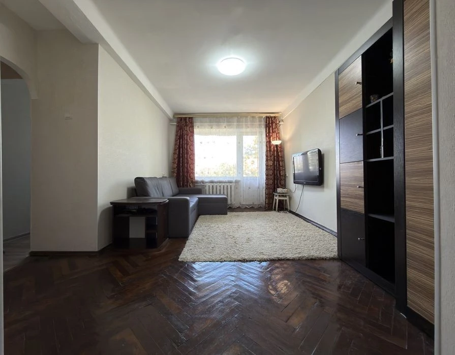 Щербаковського 45, м. Нивки 15 хв пішки, 2 кімнатна