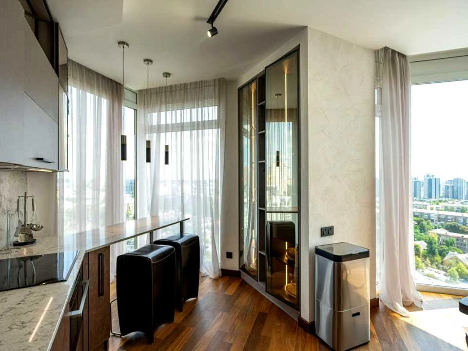 Apartment. Kyiv, Saperne Pole st.