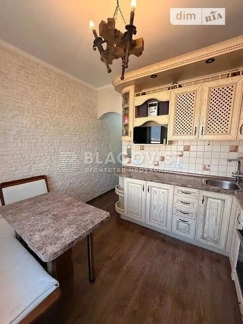 Продаж 3к квартири 75.9 кв. м на шосе Харківське 146 • ID 34