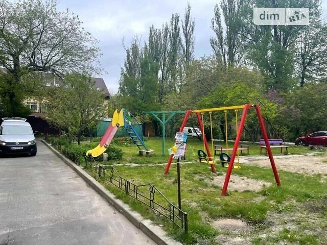 Продаж 2к квартири 46 кв. м на пров. Коломийський 18 • ID 34