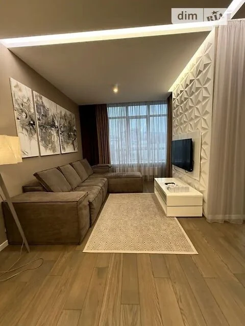 Продаж 2к квартири 75 кв. м на вул. Маккейна Джона 7 • ID 34