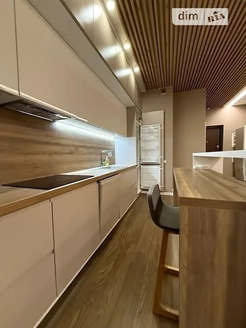 Продаж 2к квартири 75 кв. м на вул. Маккейна Джона 7 • ID 34