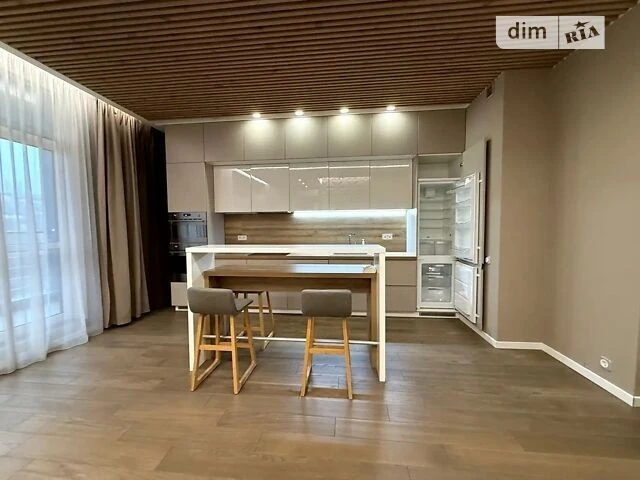 Продаж 2к квартири 75 кв. м на вул. Маккейна Джона 7 • ID 34
