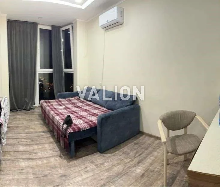Продаж 2-к квартири вул. Драгоманова 2б