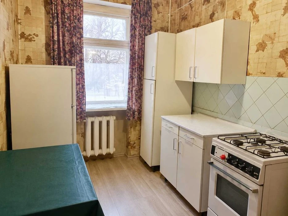 Продаж 5 кім квартири  всі кім окремі 95 м2 Розділ. кімнати