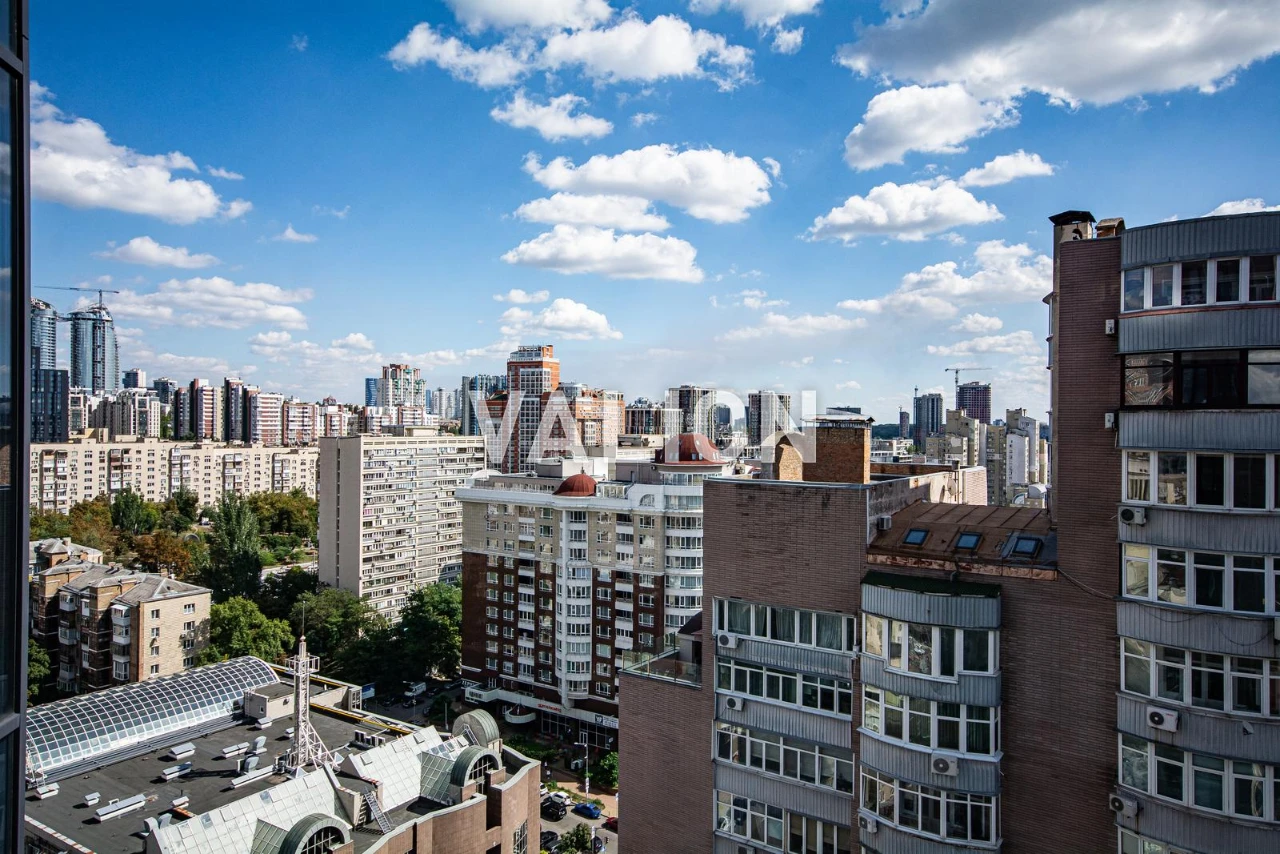 Продаж 2х кімнатної квартири в ЖК А136 вулиця Антоновича 136