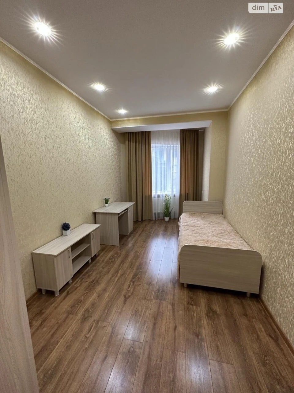 Продаж Квартира Сахалінчик