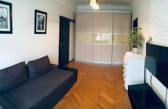 Продам 2к кв 3/5 на Петра Григоренко ( Мистерия)
