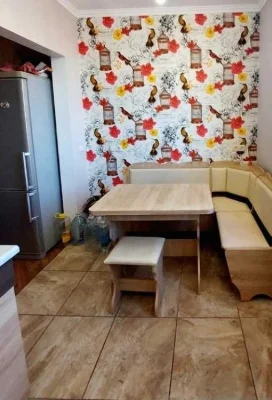 Продам 2х комн квартиру р-н ТРК Украина 1выс/5 с капит ремон