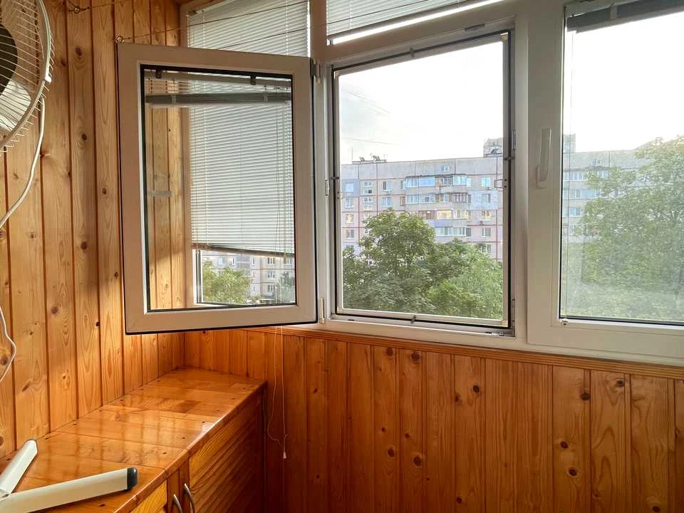 Apartment. Kharkiv, Peremohy Avenue.